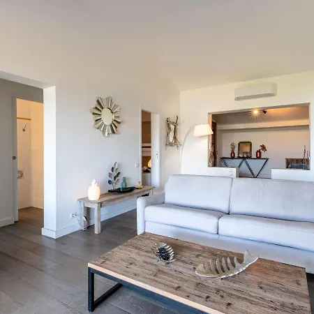 Holiday home By Interhome